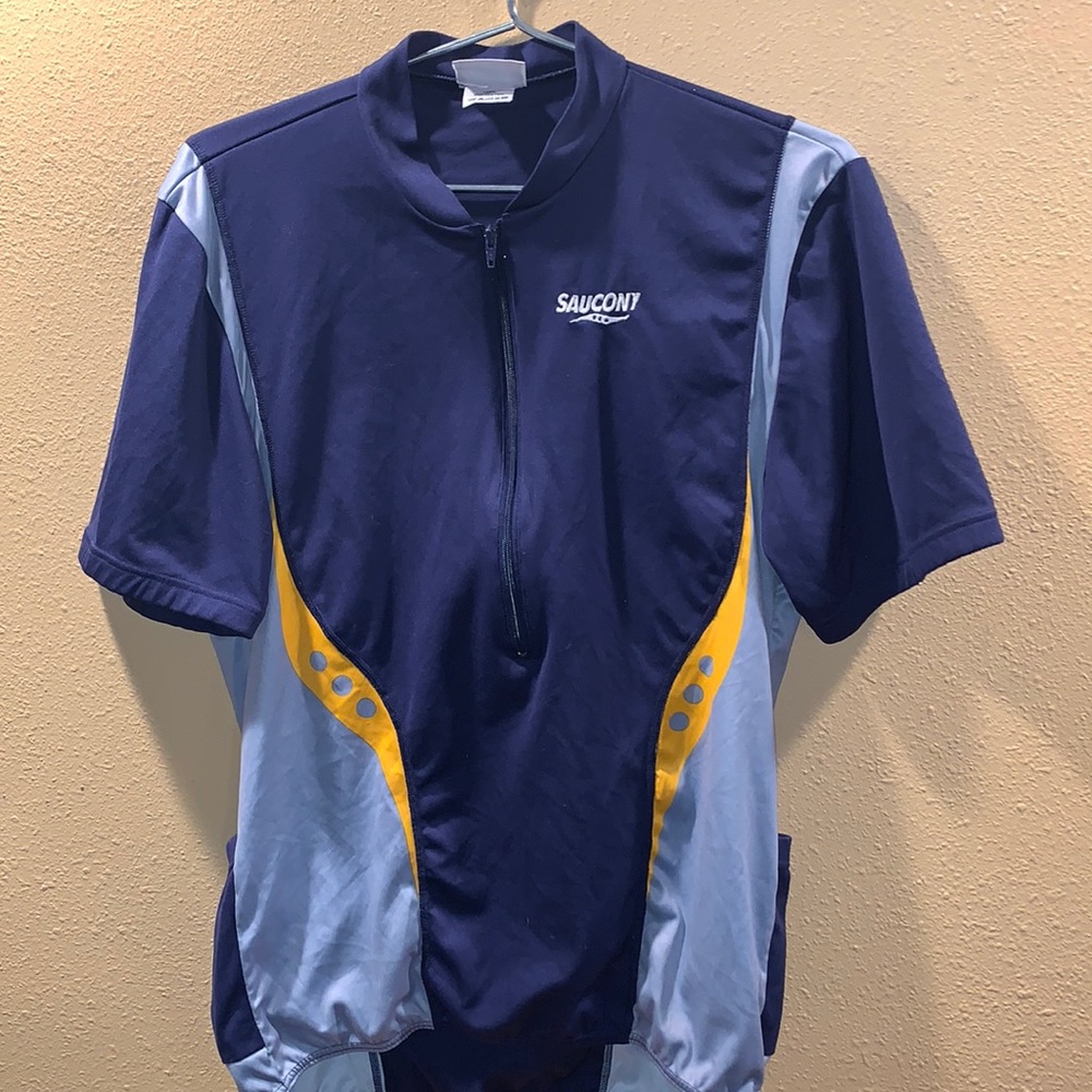Saucony cycling shirt